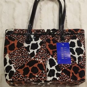 Stuart Weitzman Littlebow Hand Bag